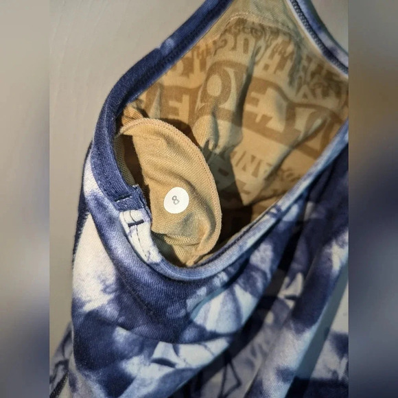 Lululemon Power Y TankInk Blot White Deep Indigo size 8 Performance Athletic‎ - Picture 4 of 5